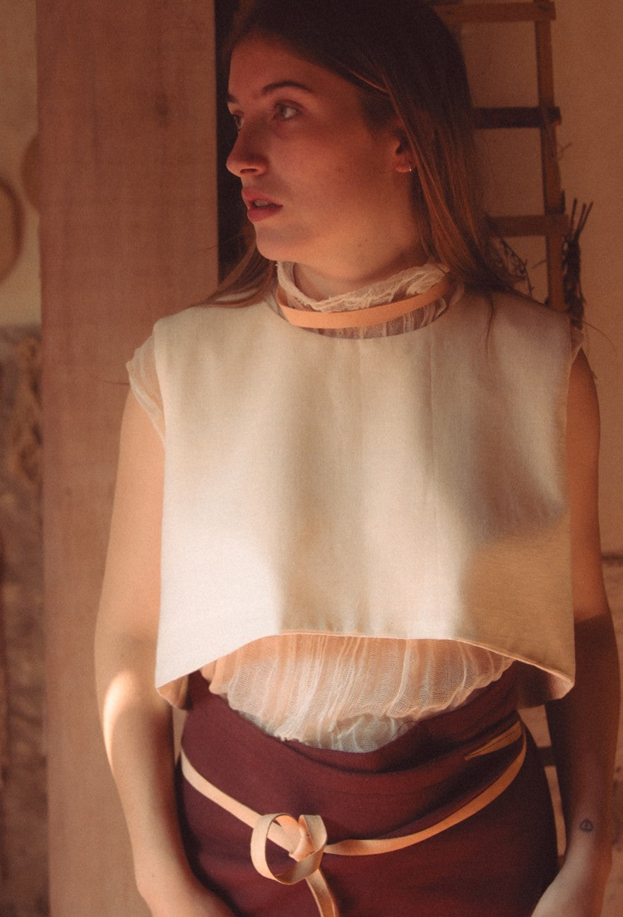 Chaleco telar de pedal crudo