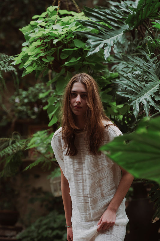 Vestido telar de pedal abierto, escote espalda