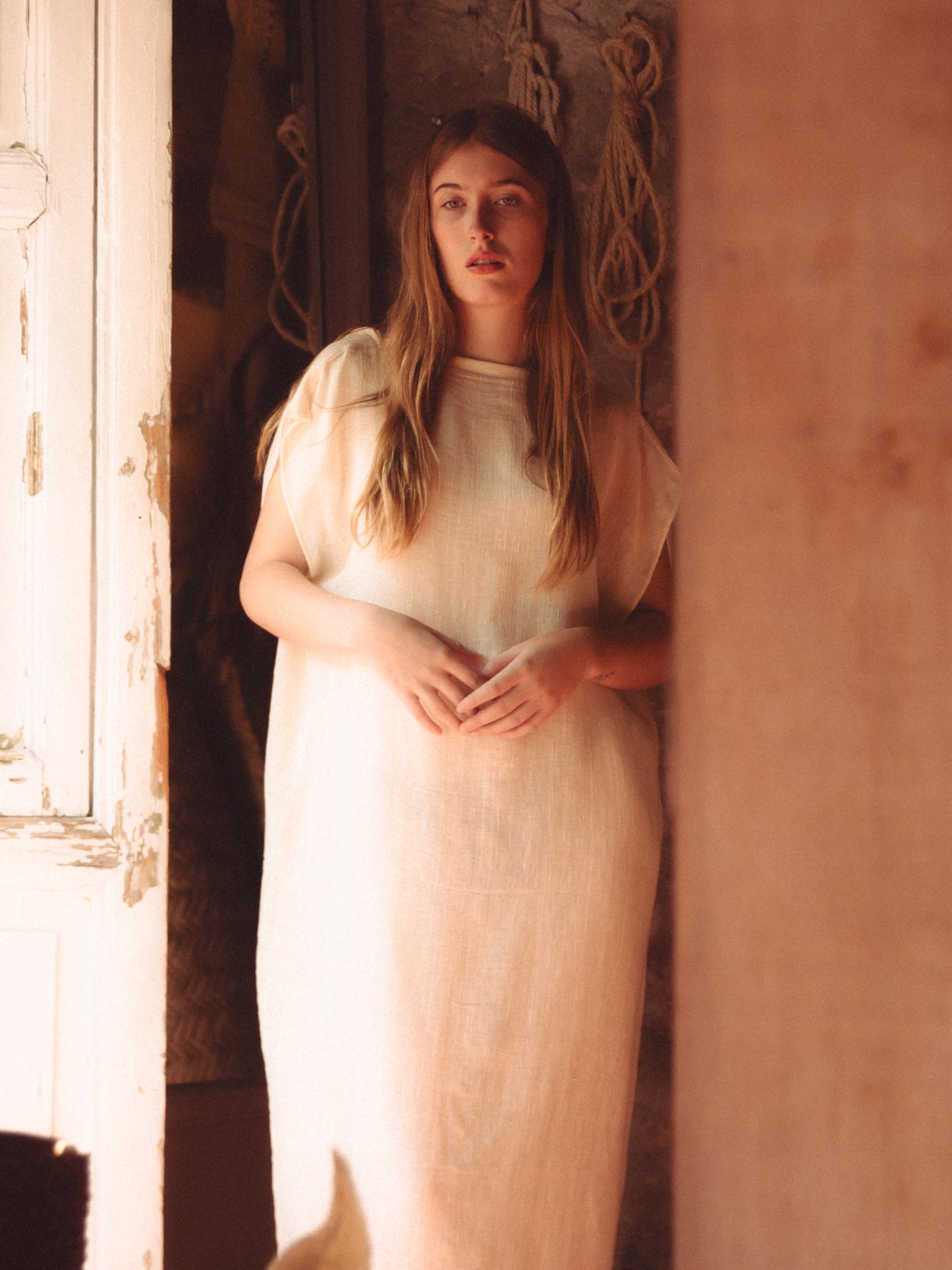 Vestido telar de pedal de Oaxaca con cinta de algodón