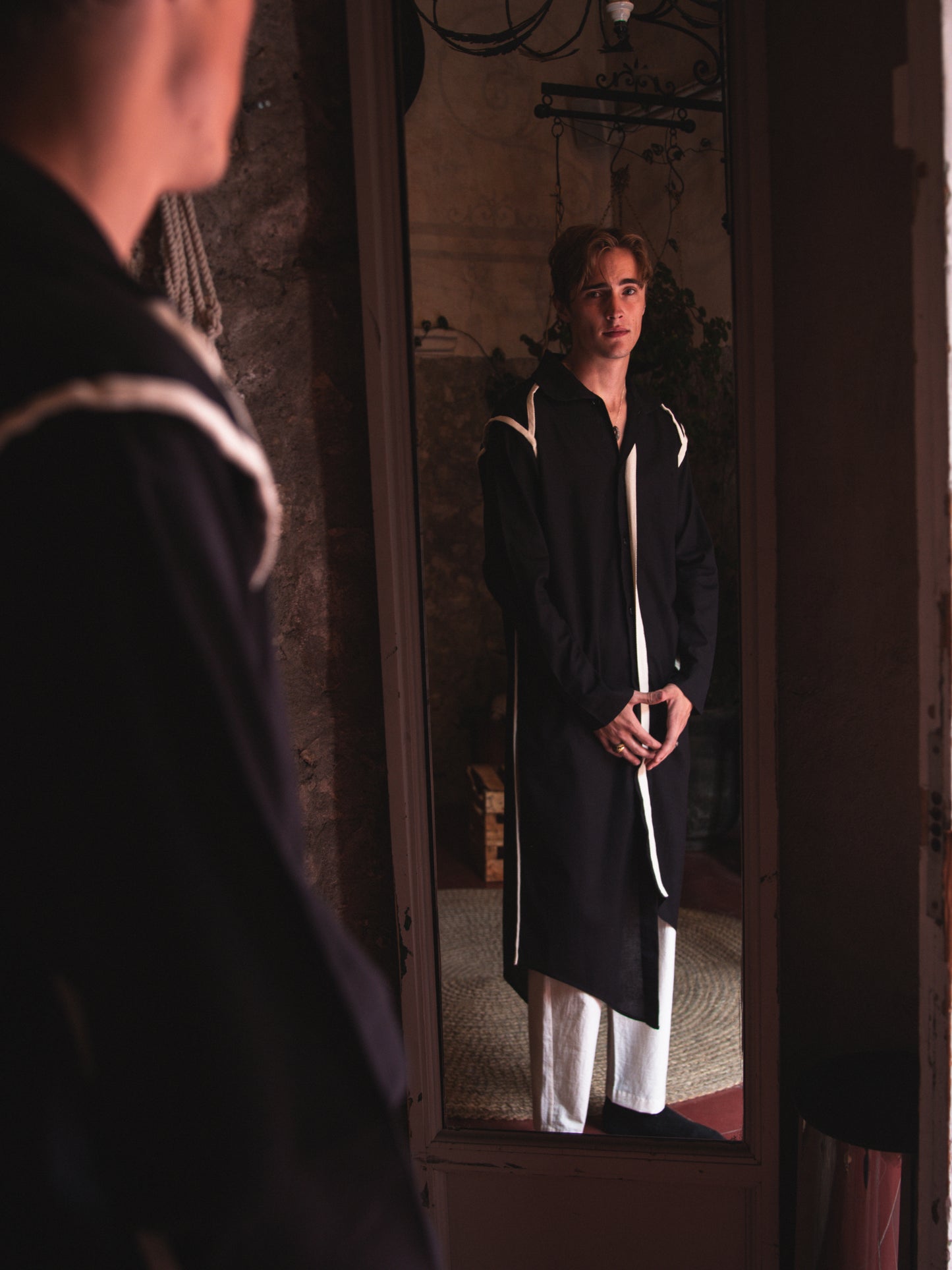 Saco de muselina negro con bies crudo