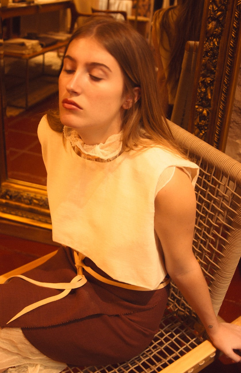 Chaleco telar de pedal crudo