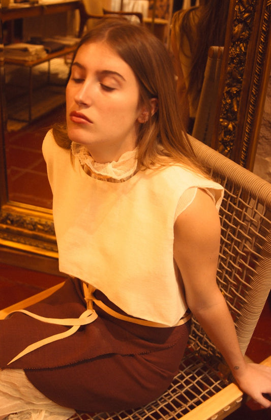 Chaleco telar de pedal crudo